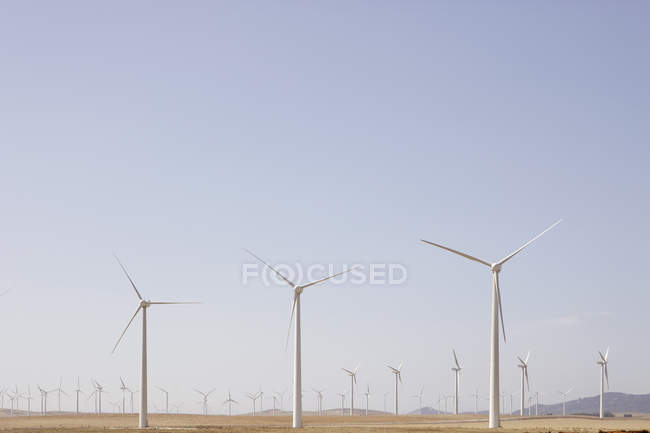 Spagna, Veduta della turbina eolica sul campo — Foto stock