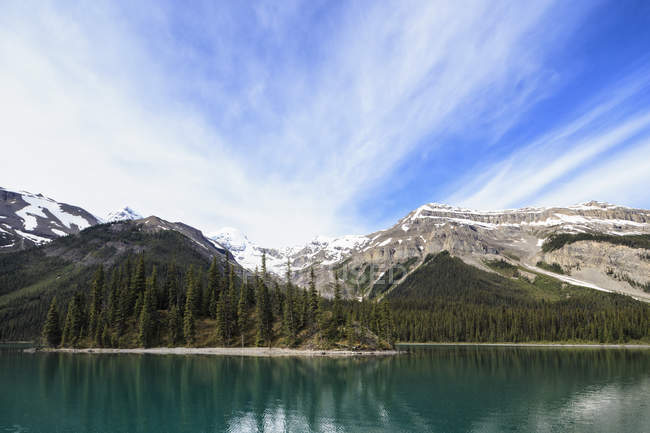 Canada, Alberta, Jasper National Park, montagna Maligne, Lago Maligne — Foto stock