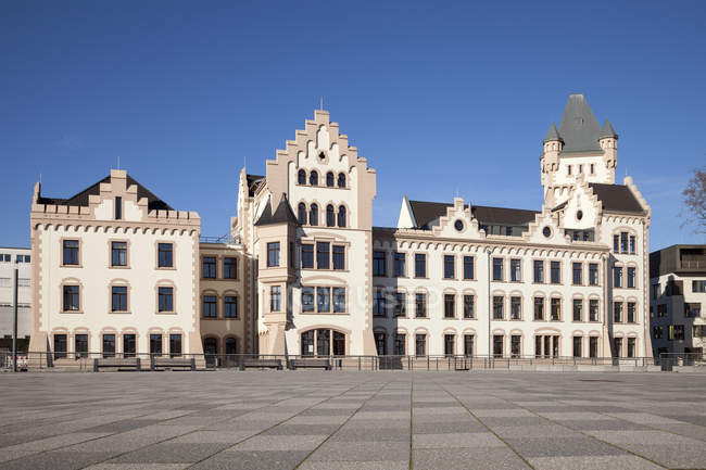 Germany, North Rhine-Westphalia, Dortmund, Hoerde Castle — Stock Photo