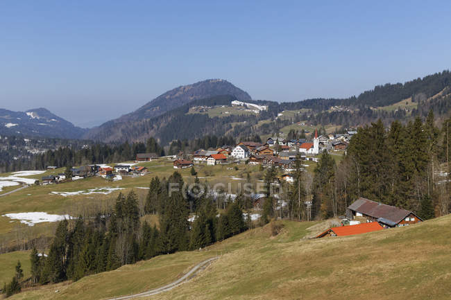 Австрия, Карлберг, Брегенц, Сибрайгфаэль и горы — стоковое фото