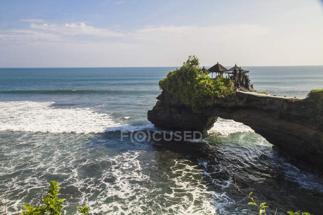 Veduta del Tempio di Batu Bolong alla luce del giorno, Bali, Indonesia — Foto stock