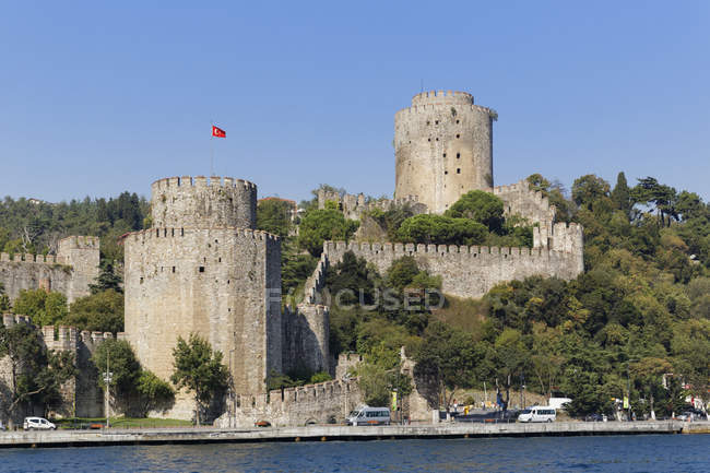 Türkei, Istanbul, Blick auf Rumeli-Festung am Bosporus — Stockfoto