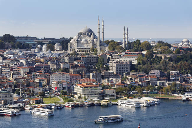 Istanbul, Vue sur le paysage urbain — Photo de stock