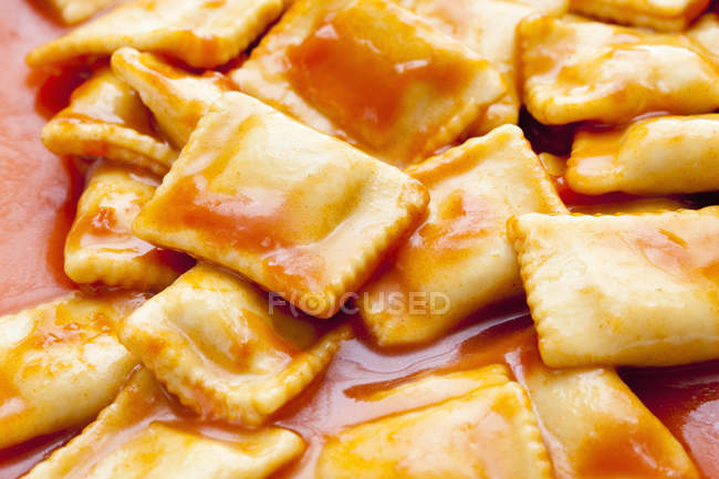 Close up of tasty Filled ravioli — Stock Photo