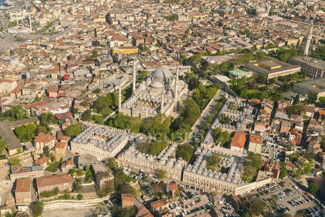 Turkey, Istanbul, Aerial view of Suleymaniye mosque — Stock Photo