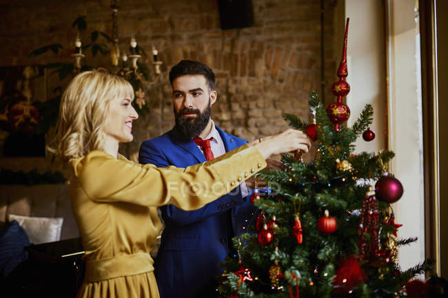 Elegante coppia decorazione albero di Natale — Foto stock