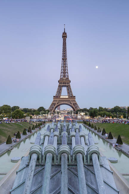 France, Paris, Eiffel Tower at the evening — Stock Photo