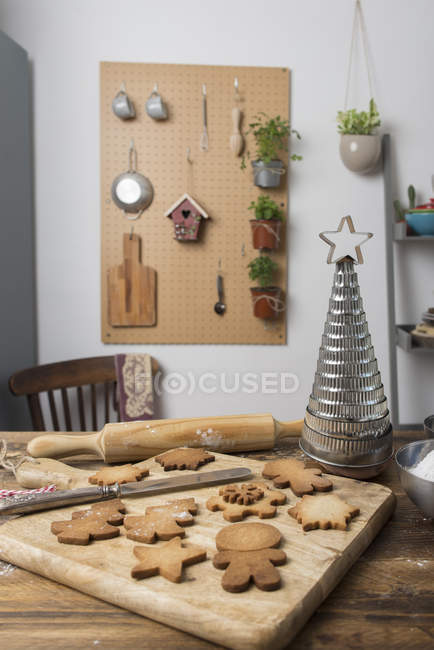 Крупним планом підготовки Різдвяне печиво — стокове фото