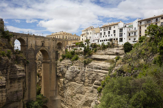 España, Andalucía, Ronda, Tajo de Ronda, El Puente Nuevo - foto de stock