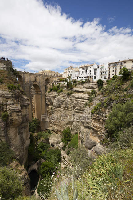 España, Andalucía, Ronda, Tajo de Ronda, El Puente Nuevo - foto de stock