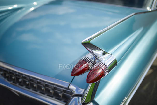Detalhe do velhote, Cadillac turquesa — Fotografia de Stock