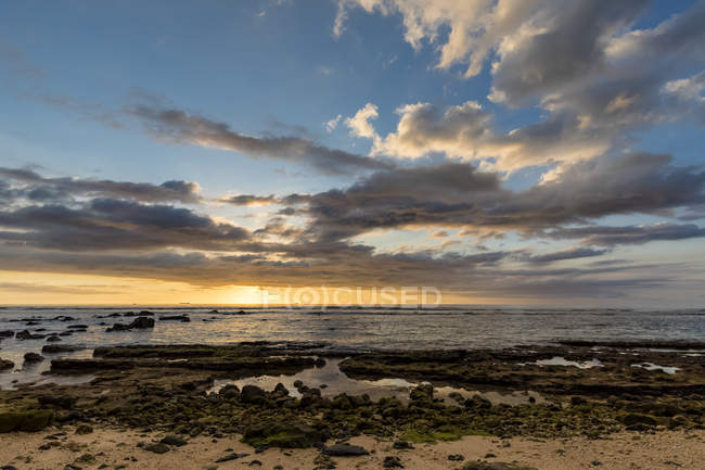 Маврикій, Західне узбережжя, Індійський океан, захід сонця — стокове фото