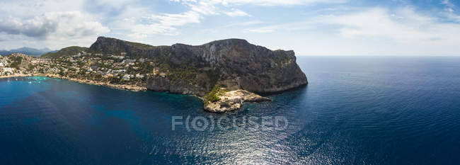 España, Mallorca, Vista aérea de Cala LLamp - foto de stock