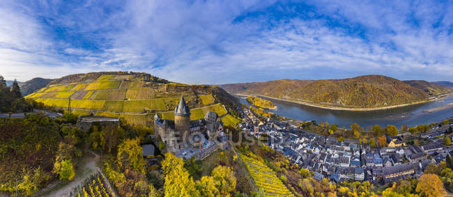 Germania, Bracharach, Veduta aerea del castello di Stahleck — Foto stock