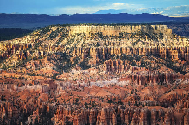 États-Unis, Utah, formations rocheuses au parc national de Bryce Canyon — Photo de stock