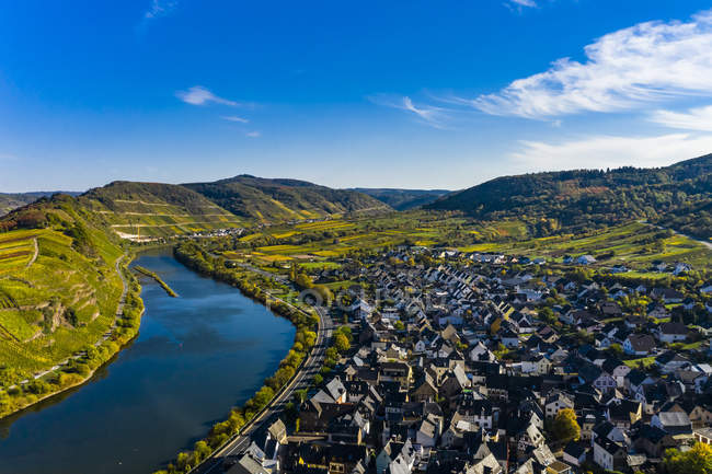 Germania, Renania Palatinato, Cochem-Zell, Brema, Veduta panoramica della Mosella Loop e del fiume Mosella — Foto stock