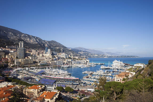 Principality of Monaco, Monaco, Monte Carlo, View to Port Hercule — Stock Photo