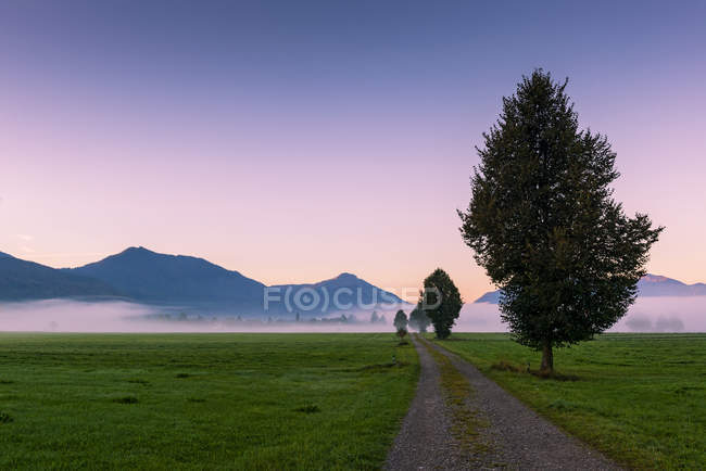 Germany, Bavaria, Upper Bavaria, near Benediktbeuern, morning mood — Stock Photo