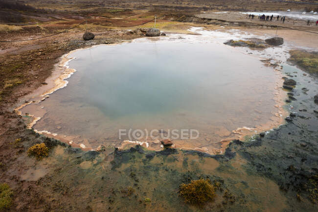 Iceand, Valle di Haukadalur, Sito geotermico con sorgente termale, grande geyser — Foto stock