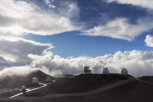 USA, Hawaii, Mauna Kea volcano, telescopes at Mauna Kea Observatories — Stock Photo
