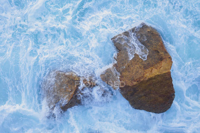 Portugal, Algarve, Sagres, rock in sea waves — Stock Photo