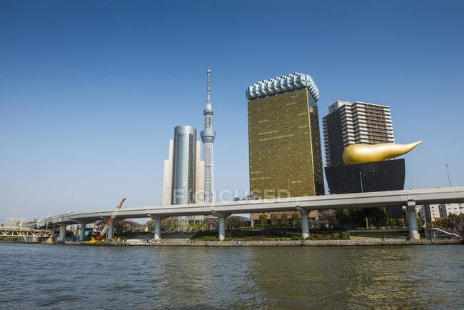 Japan, Tokyo, Asakusa, skyline with Tokyo Skytree — Stock Photo