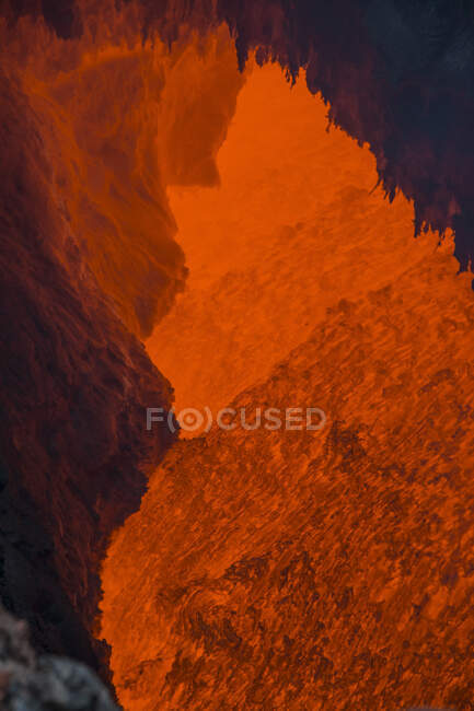 Active magma in a stream below the Tolbachik volcano, Kamchatka, Russia — Stock Photo