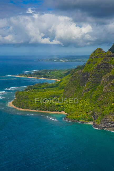 Hawaii, Kauai, Aerial of the Na Pali Coast, Na Pali Coast State Wilderness Park — Fotografia de Stock