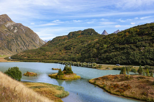 Austria, Tirol, Valle del Paznaun, Galtuer, Zeinissee - foto de stock