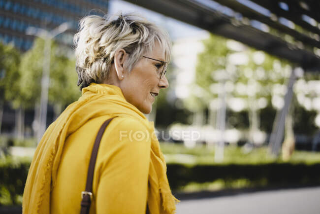 Фото Женщина в очках, более 96 качественных бесплатных стоковых фото
