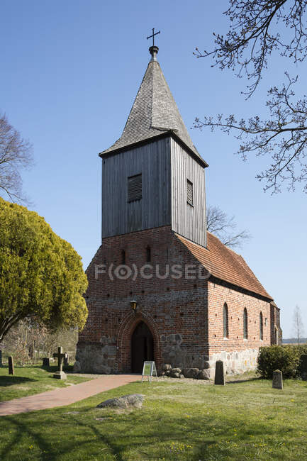 Ancienne église paroissiale, Gross Zicker, Moenchgut, Ruegen, Allemagne — Photo de stock