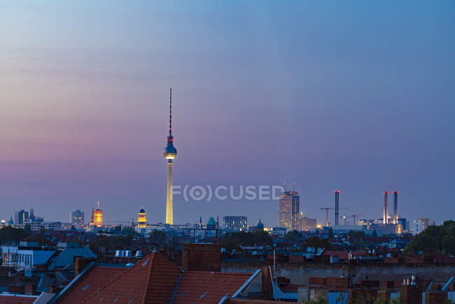 Германия, Берлин, горизонт на закате — стоковое фото