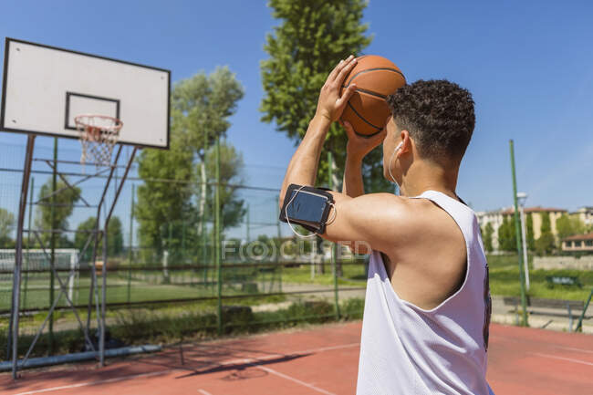 Vista Alta Ângulo, De, Jogador Basquetebol, Mergulhar, Basquetebol