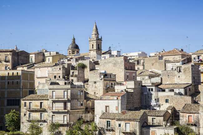 Veduta di Ragusa Superiore con la cattedrale, Ragusa, Sicilia, Italia — Foto stock