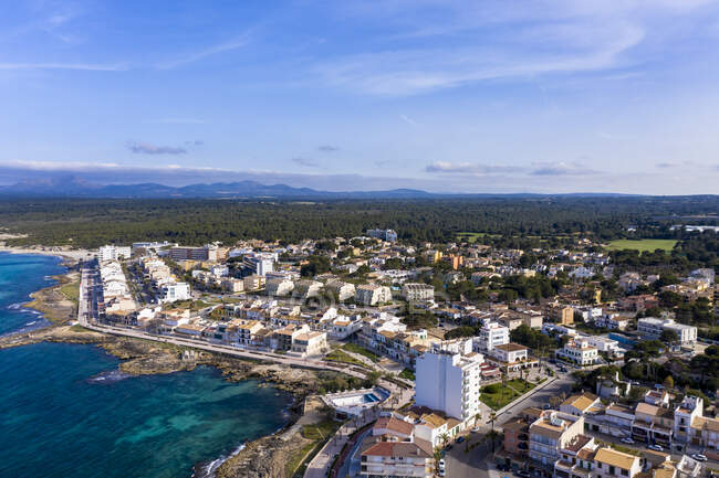Espanha, Maiorca, Vista aérea do resort Can Picafort no verão — Fotografia de Stock
