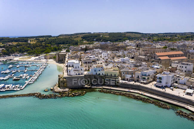 Italia, Apulia, Lecce, vista aérea de la costa - foto de stock