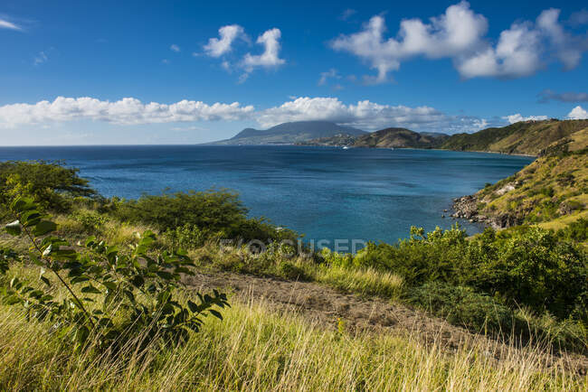 Vista idilliaca sulla penisola meridionale di St. Kitts, St. Kitts e Nevis, Caraibi — Foto stock
