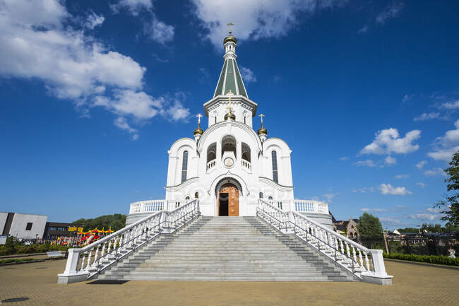 Церква Олександра Невського проти неба, Калінінград, Росія. — стокове фото