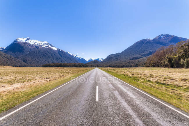 State Highway 94, Fiordland National Park, South Island, New Zealand — Stock Photo