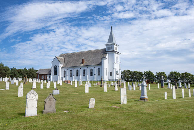 Canada, Prince Edward Island, Saint Peters Bay, Cemetery of Saint Peters Church — Stock Photo