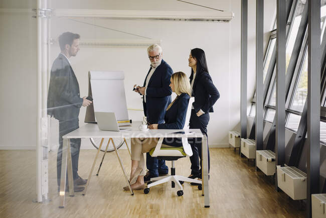 Business people having a meeting in office — Stock Photo