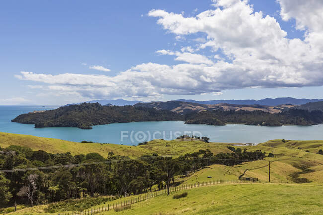Nuova Zelanda, Isola del Nord, Waikato, paesaggio panoramico contro il cielo nuvoloso — Foto stock