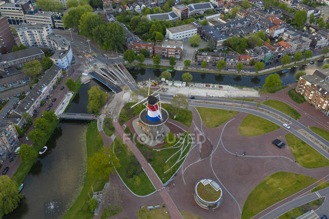 Вид з повітря на музей Де Валк у Лейдені. — стокове фото