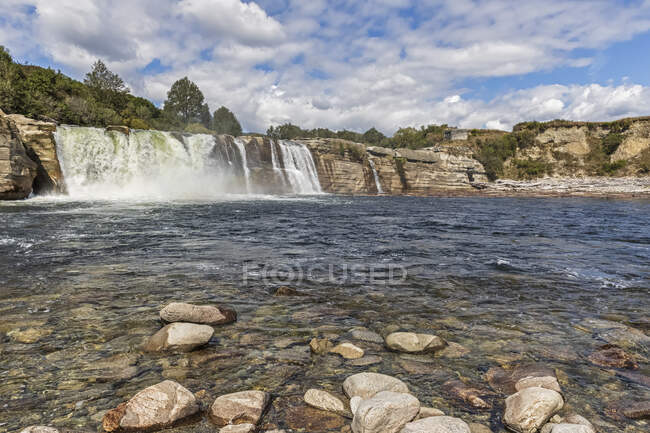Nouvelle-Zélande, Océanie, Île du Sud, Tasman, Maruia Falls Scenic Reserve, Maruia Falls — Photo de stock