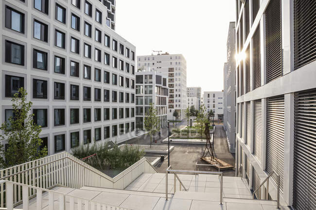 Современное высотное жилое здание в Мюнхене, Германия — стоковое фото