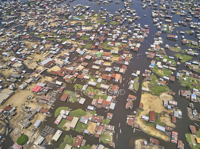 Benin, Ganvie, Luftaufnahme des Fischerdorfes am Nokoue-See — Stockfoto