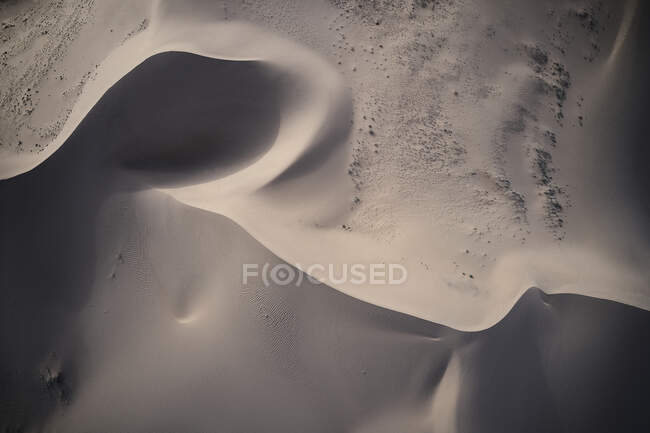 USA, California, fotografia aerea di basso livello delle dune di Cadice nel deserto del Mojave — Foto stock