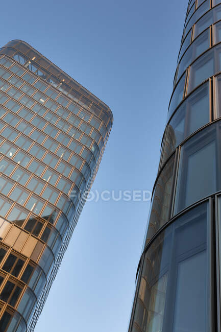 Deutschland, Bayern, München, Fenster der Bavaria Towers komplexe Hochhäuser — Stockfoto