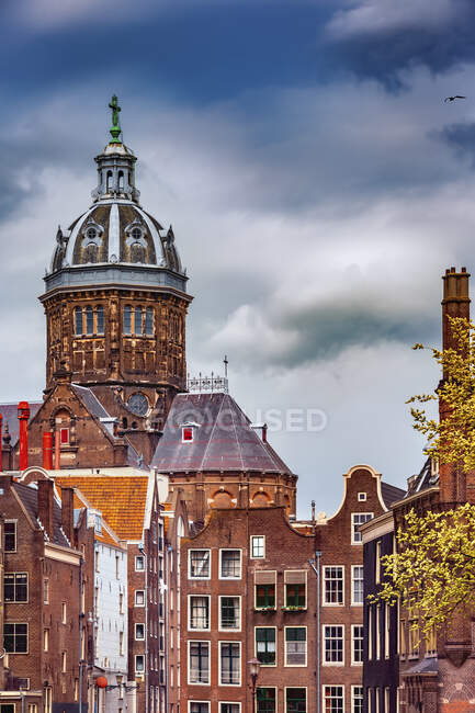 Исторический центр Гданьска с историческими зданиями и домами. amsterdam, netherlands. — стоковое фото