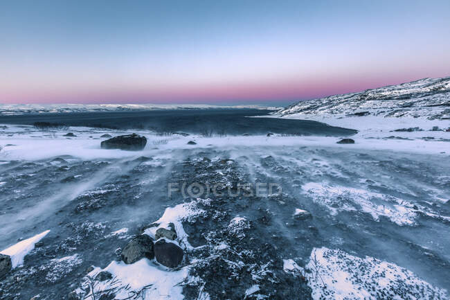Paisagem costeira no inverno, Lebesby, Lakse Fjord, Noruega — Fotografia de Stock